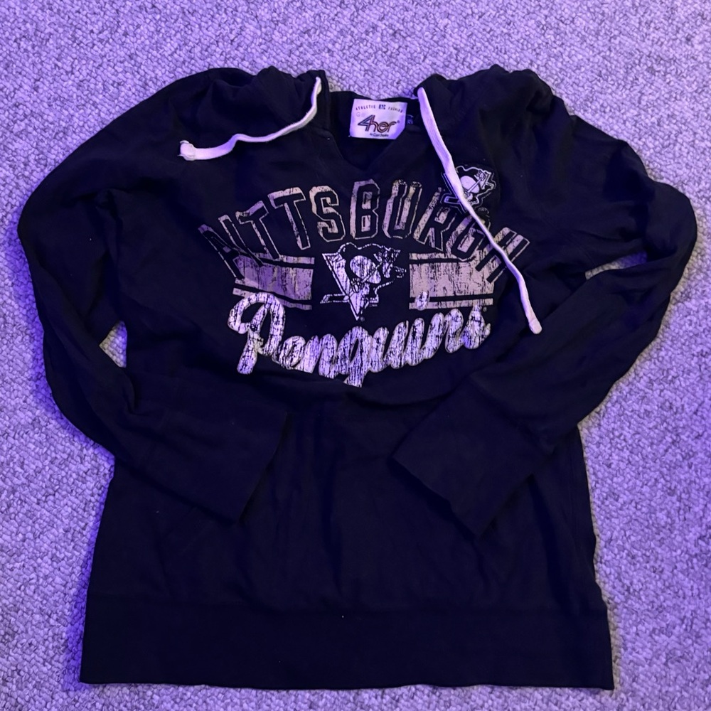 Vintagege Distressed Pittsburgh Penguins Hoodie